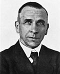 https://upload.wikimedia.org/wikipedia/commons/thumb/6/65/Alfred_Wegener_ca.1924-30.jpg/120px-Alfred_Wegener_ca.1924-30.jpg